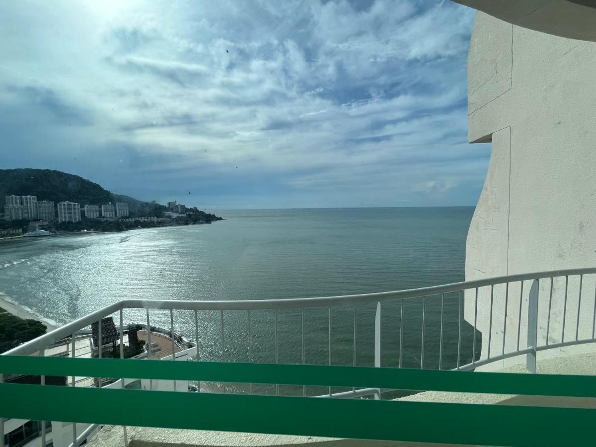 Paradise By The Sea In Penang By Veron At Rainbow Paradise Tanjung Bungah  Dış mekan fotoğraf