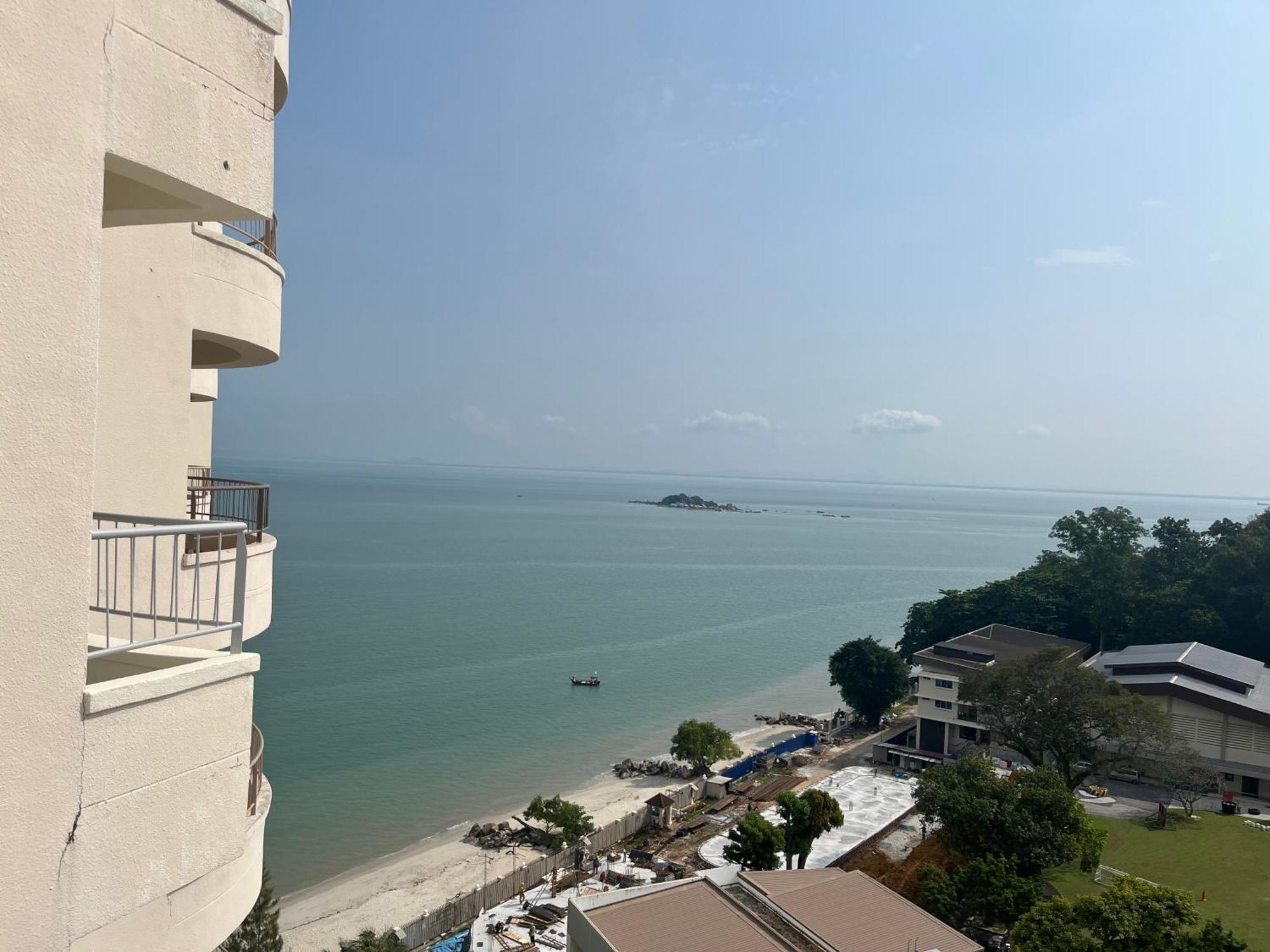 Paradise By The Sea In Penang By Veron At Rainbow Paradise Tanjung Bungah  Dış mekan fotoğraf