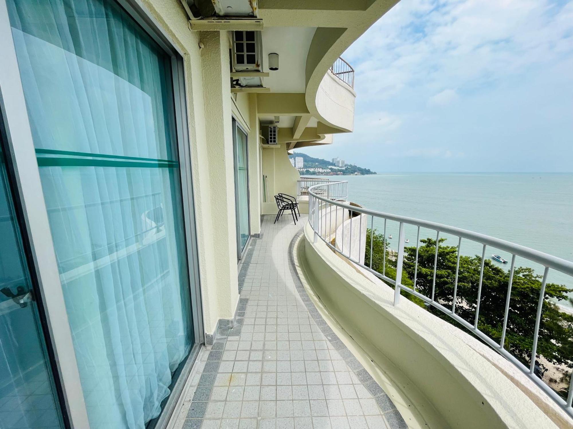 Paradise By The Sea In Penang By Veron At Rainbow Paradise Tanjung Bungah  Dış mekan fotoğraf