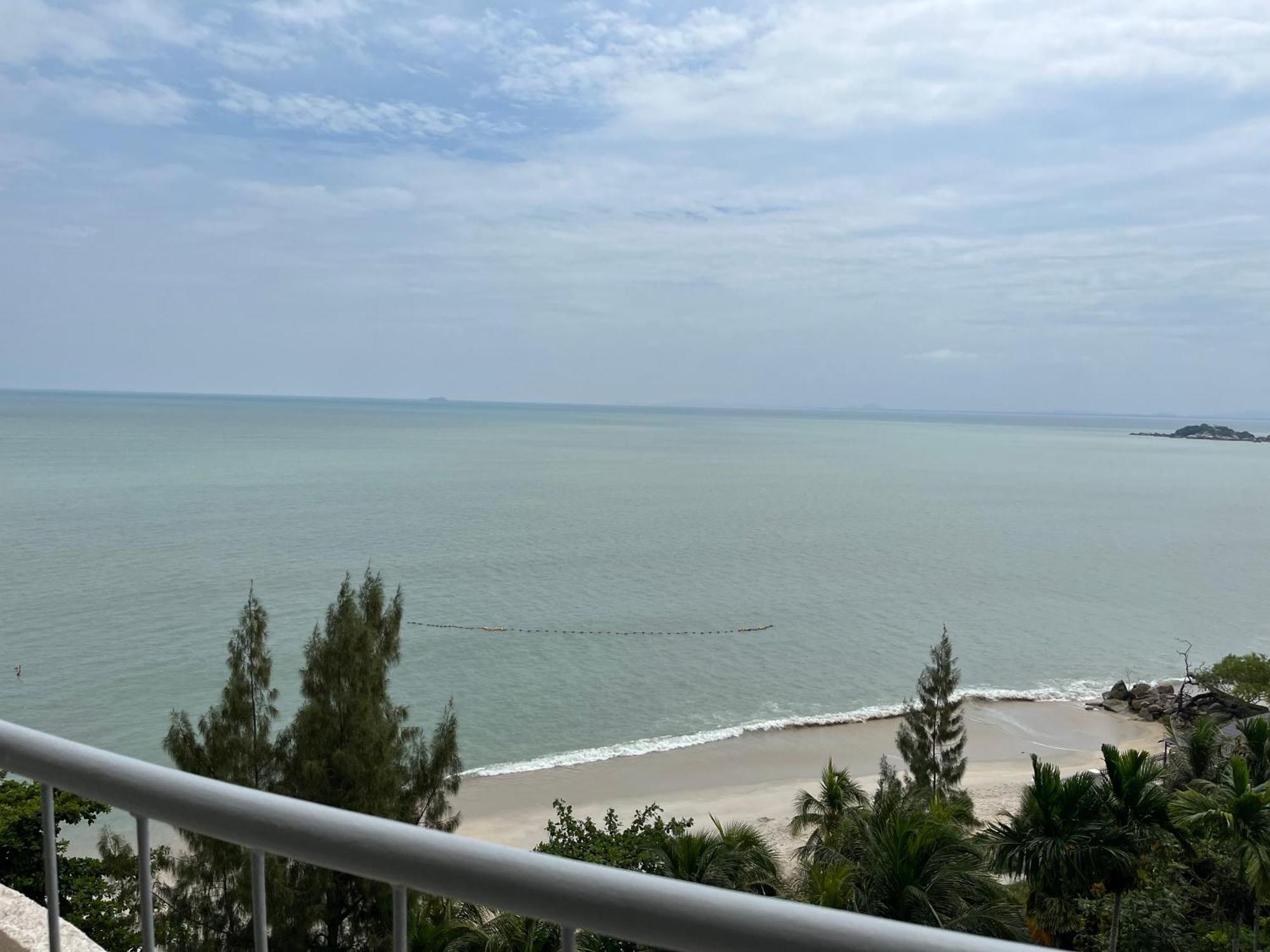 Paradise By The Sea In Penang By Veron At Rainbow Paradise Tanjung Bungah  Dış mekan fotoğraf